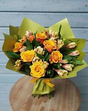 Букет цветов из:  Альстромерии и Розы в Посёлке Палатка