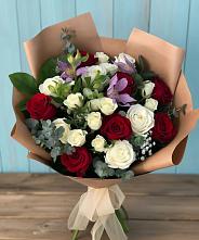 Букет цветов из:  Розы и Альстромерии в Посёлке Палатка