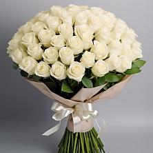 Букет 101 беля роза Белоснежка в Посёлке Палатка