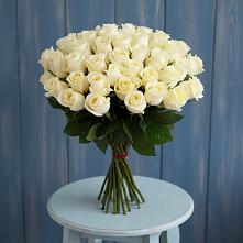 Букет 51 Белая роза Эдлесс Лав в Посёлке Палатка