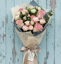 Букет цветов из:  Розы в Посёлке Палатка