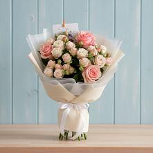 Букет цветов из:  Розы в Посёлке Палатка