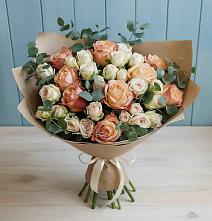 Букет цветов из:  Альстромерии и Розы в Посёлке Палатка